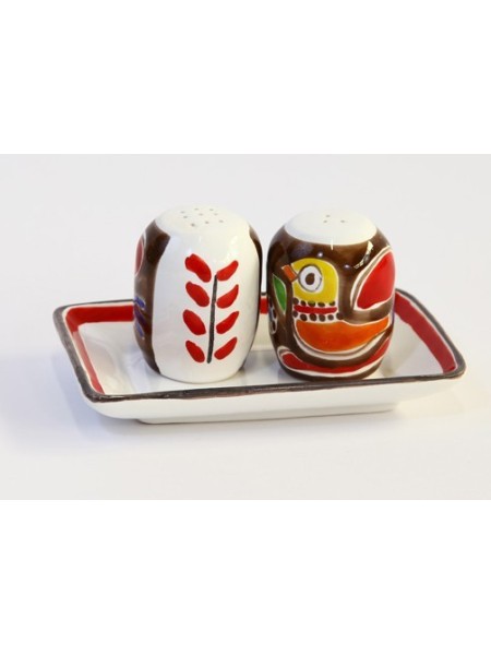 Salt and Pepper Shakers Stromboli